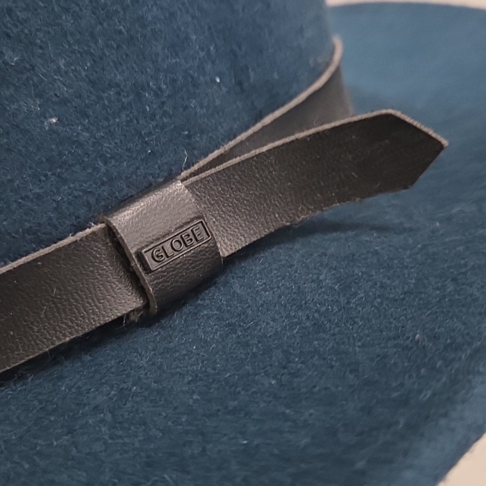 Stylish Teal Felt Fedora Hat - Picture 7 of 8